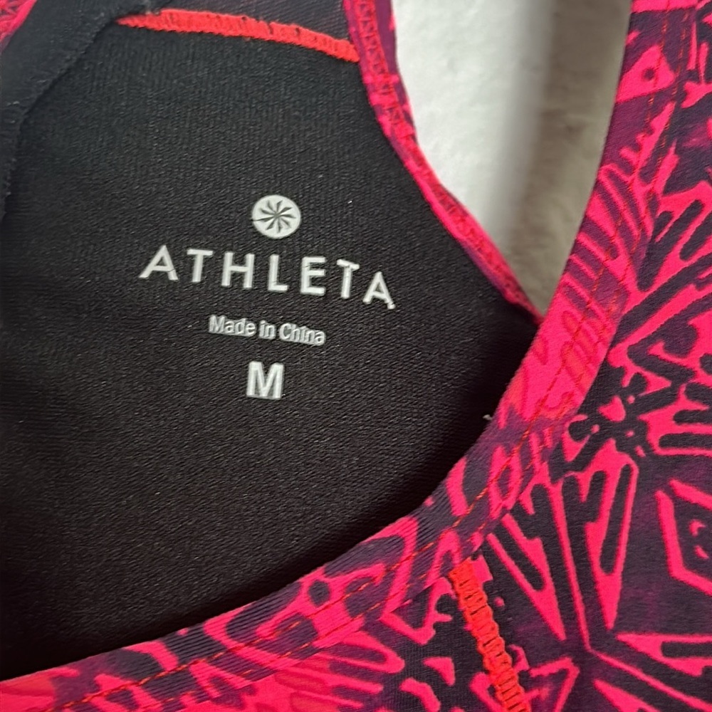 Athleta Cairo Energy Tank Pink Black Women’s Size Medium Racerback Padded Top - Picture 5 of 9